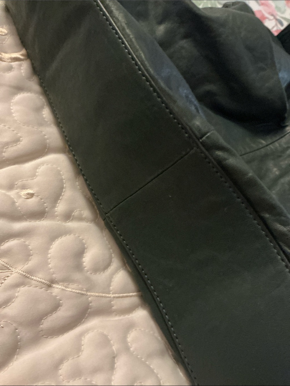 Vince Camuto Myri Deep Jade Lamb Leather Shoulder Bag - Picture 11 of 11